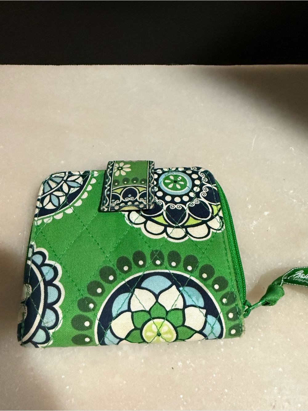 Vera Bradley Green Cupcakes Quilted Fabric Wallet